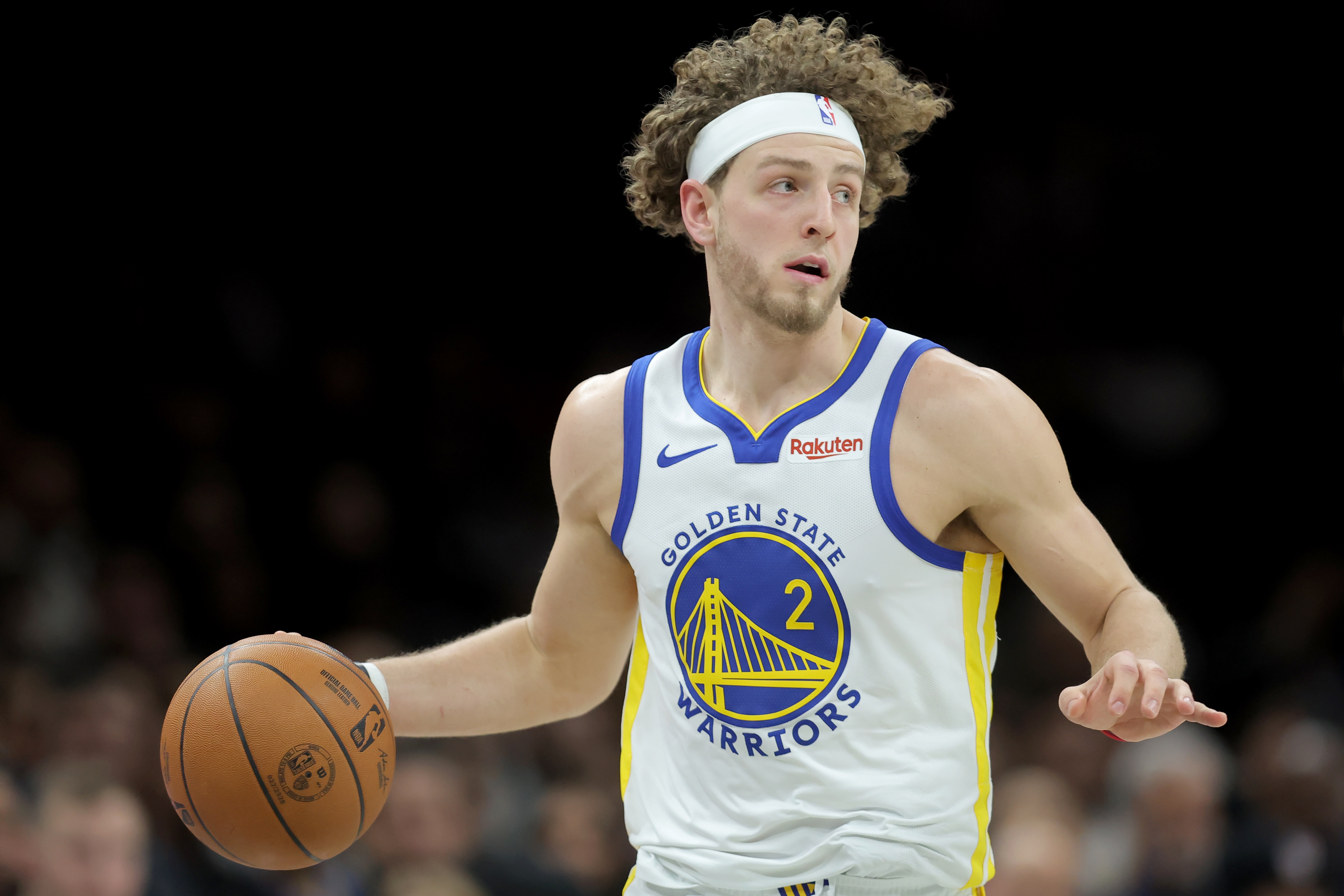 波杰姆斯基連續(xù)三場(chǎng)20+5+5 勇士主場(chǎng)險(xiǎn)勝奇才