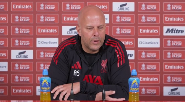 斯洛特確認(rèn)薩拉赫可出戰(zhàn)曼城 直言伊薩克首發(fā)無意義