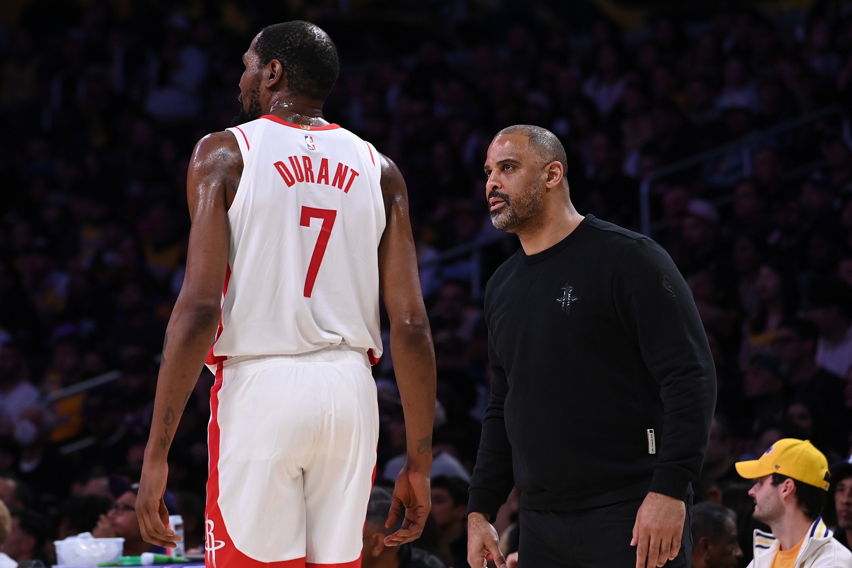 殘陣湖人2-0火箭：雷迪克防守大師課，烏度卡進(jìn)攻無(wú)解