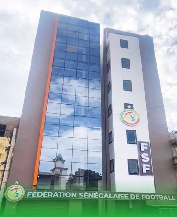 B費(fèi)第19助卡塞米羅舍什科破門(mén) 曼聯(lián)2-1布倫特福德距歐冠區(qū)11分