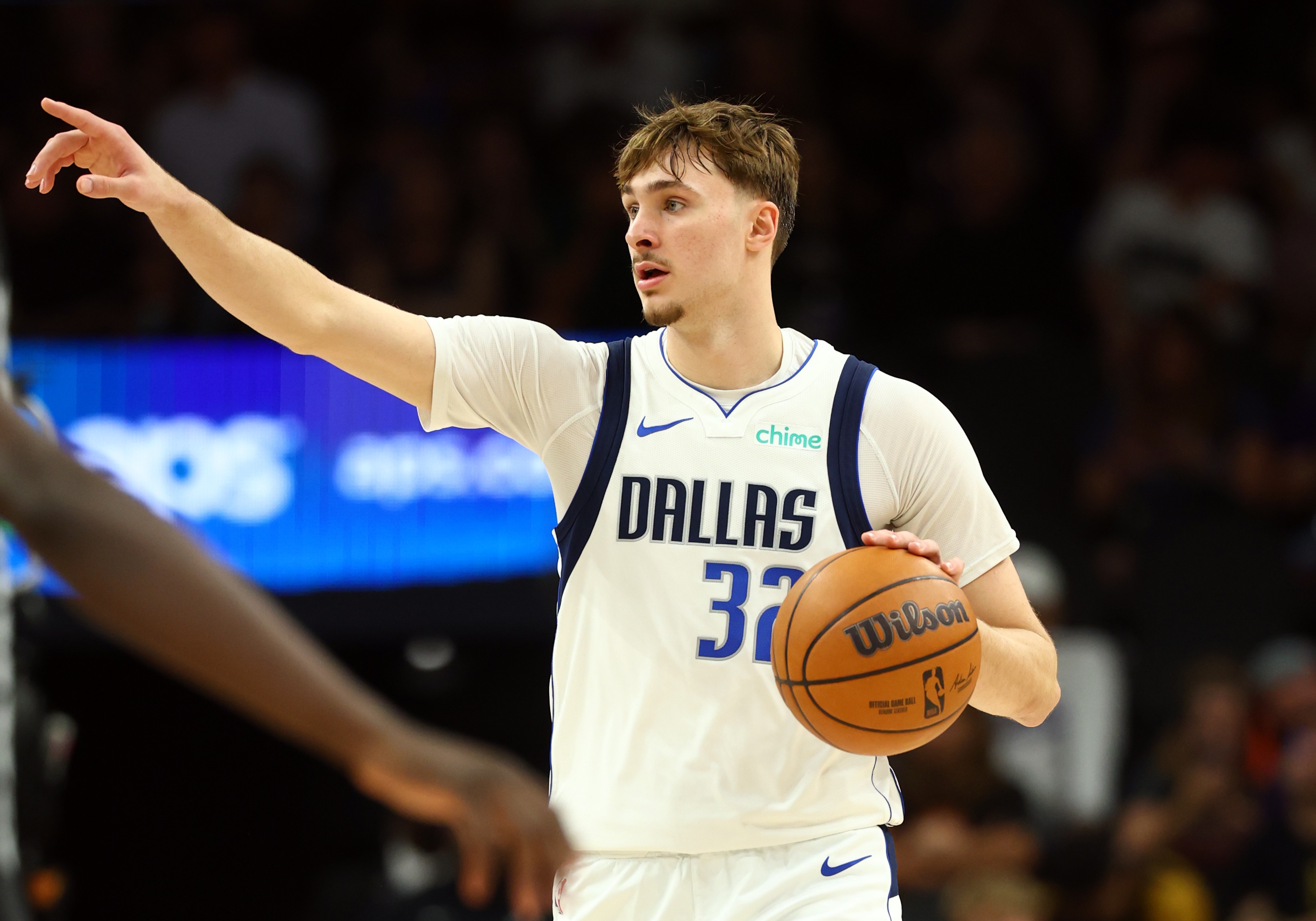 弗拉格當選最佳新秀，獨行俠隊史第三位，前兩位基德東契奇均遭交易