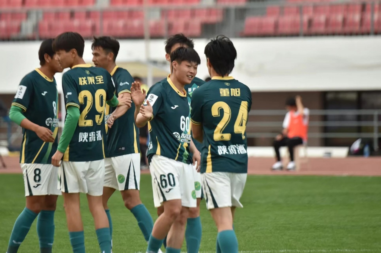 木合買(mǎi)提梅開(kāi)二度 榆林礦工旅投4-0大連傳易取開(kāi)門(mén)紅