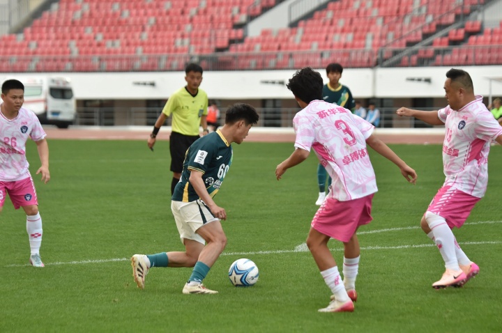 木合買(mǎi)提梅開(kāi)二度 榆林礦工旅投4-0大連傳易取開(kāi)門(mén)紅