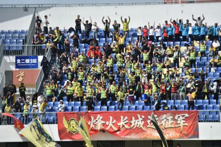 木合買(mǎi)提梅開(kāi)二度 榆林礦工旅投4-0大連傳易取開(kāi)門(mén)紅