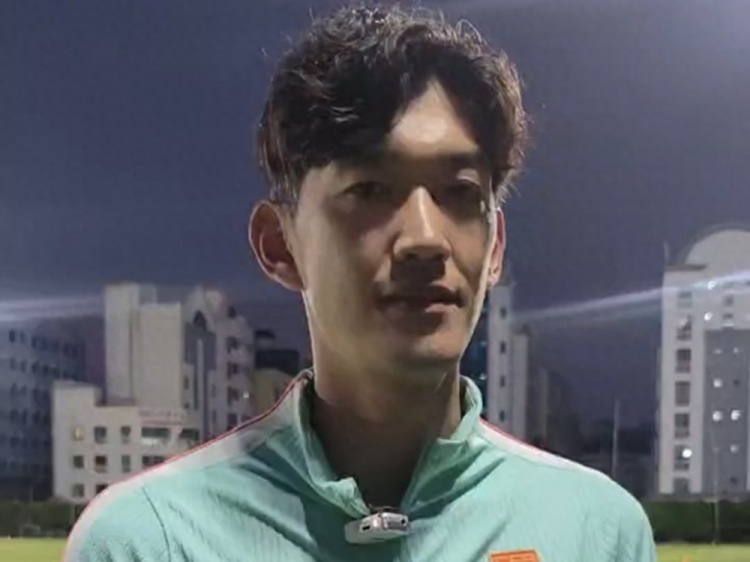 顏駿凌：不念新加坡舊賬，為武磊百場驕傲