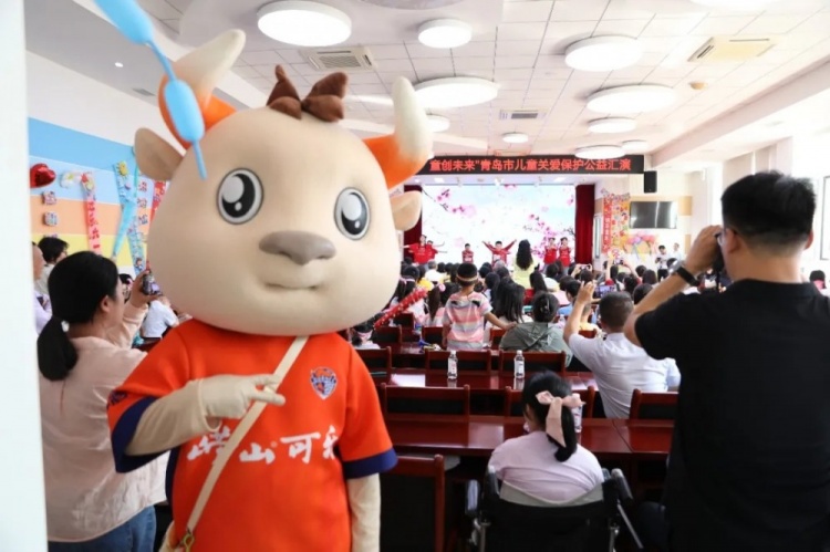 青島海牛六一公益行動(dòng)：從福利院到匯演現(xiàn)場
