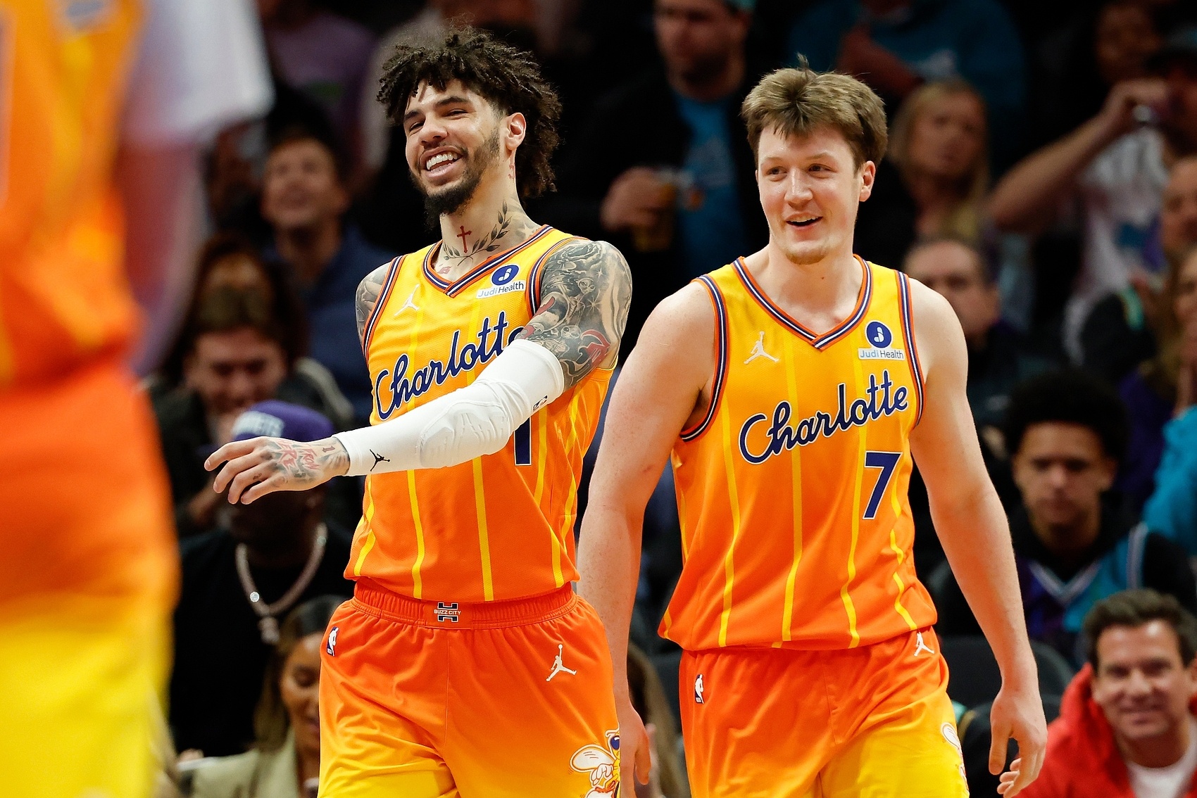 太陽vs黃蜂、森林狼vs活塞、湖人vs雷霆、騎士vs勇士、鵜鶘vs開拓者、馬刺vs快船比分預測與盤口分析